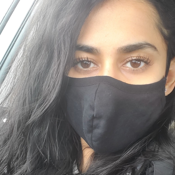 Meet your Posher, Simona - Picture 1 of 1